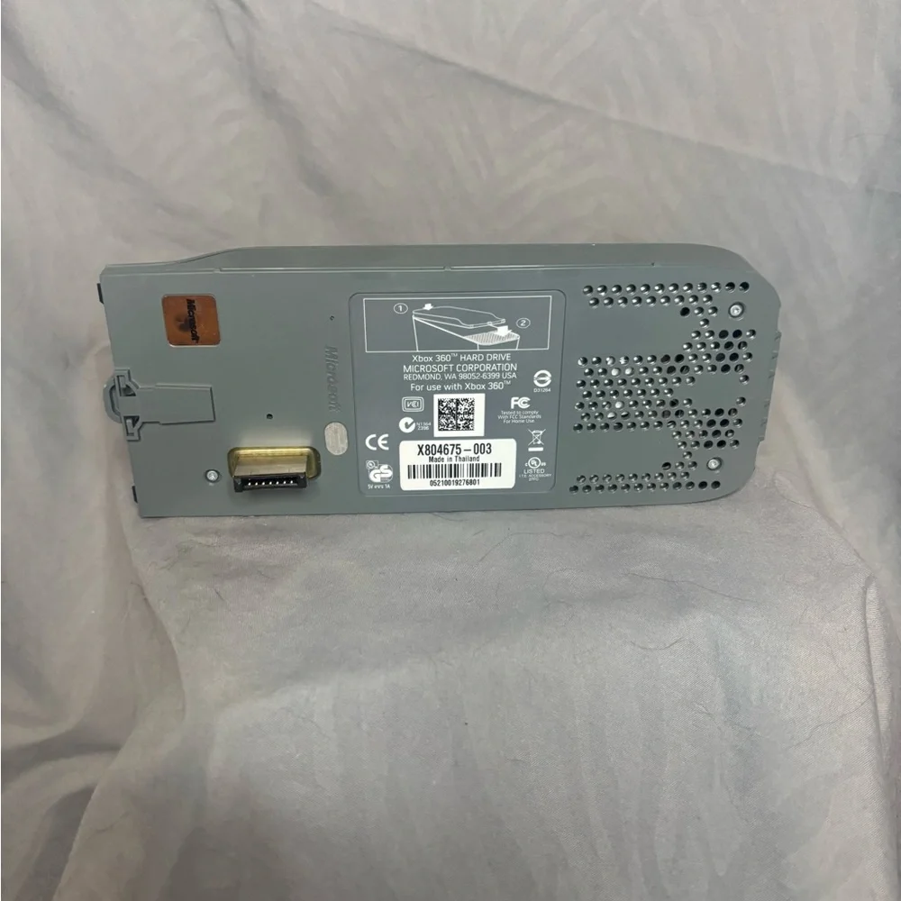 Microsoft Xbox 360 Silver and Gray HDD